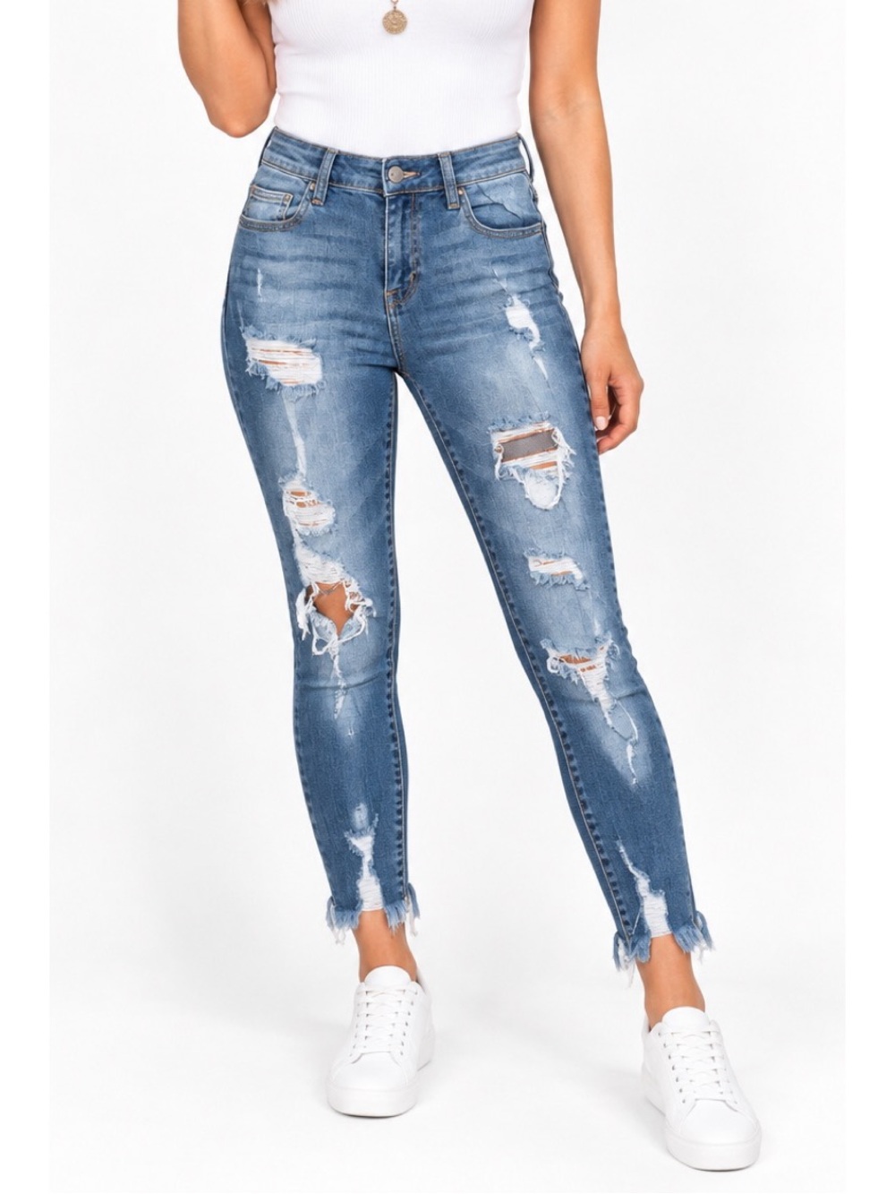 Cello Medium Wash Distressed Ankle Length Jeans size 3/26, frayed hem